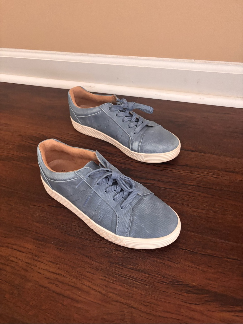 Soul Naturalizer Casual Blue Lace-Up Sneakers